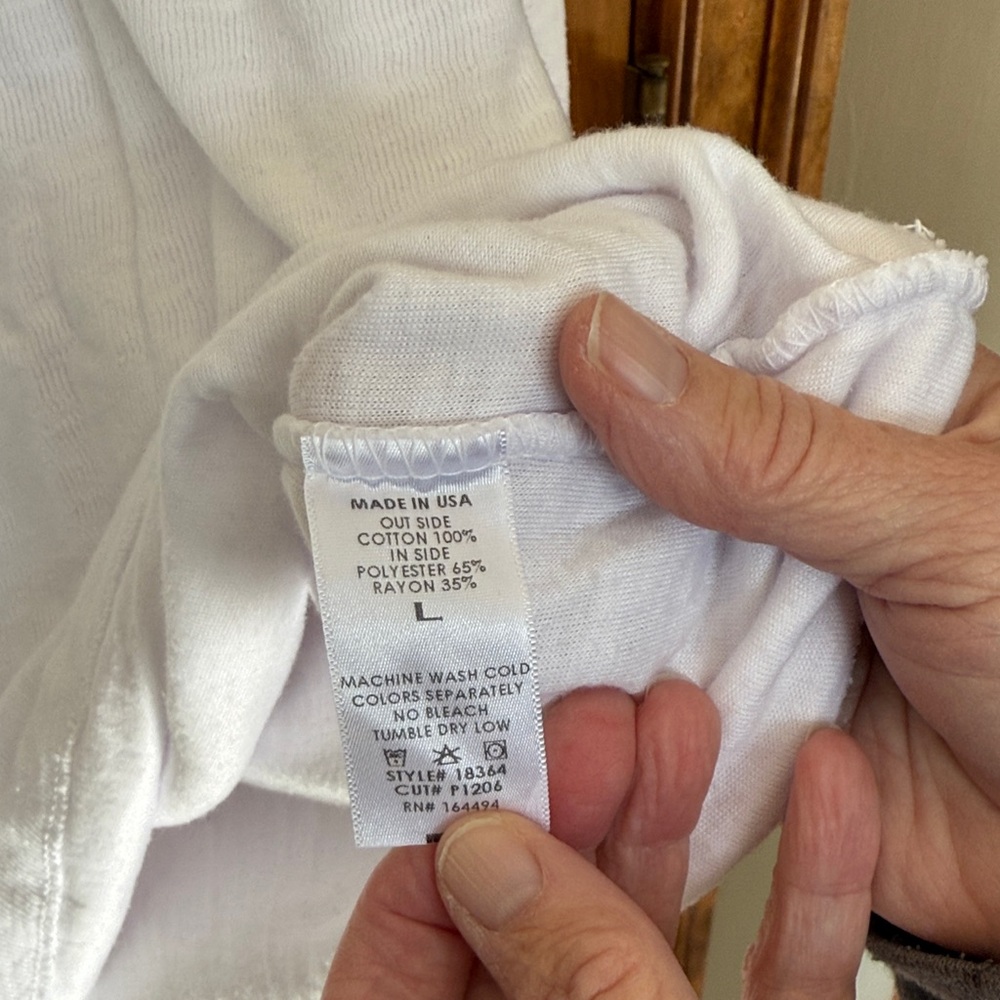 Arcadia Classic White Long Sleeve V-Neck Top - Picture 2 of 3